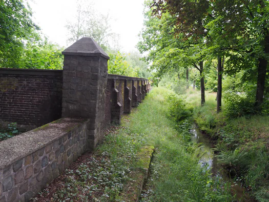Dodendraad in Hamelt Achel (Belgium)